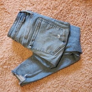 Distressed Skinny Jeans